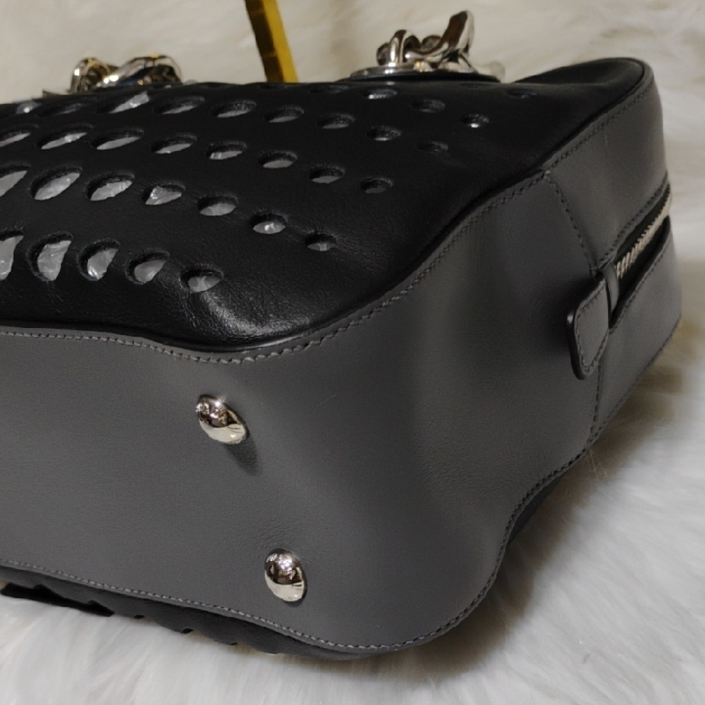 SALE! Prada City Fori Black Leather Perforated Chain Shoulder Bag W Pouch/DB - Picture 6 of 15